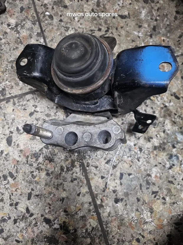 Toyota Passo Engine Mounting - 1