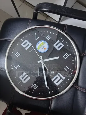 Hidden Wall Clock Camera with WiFi