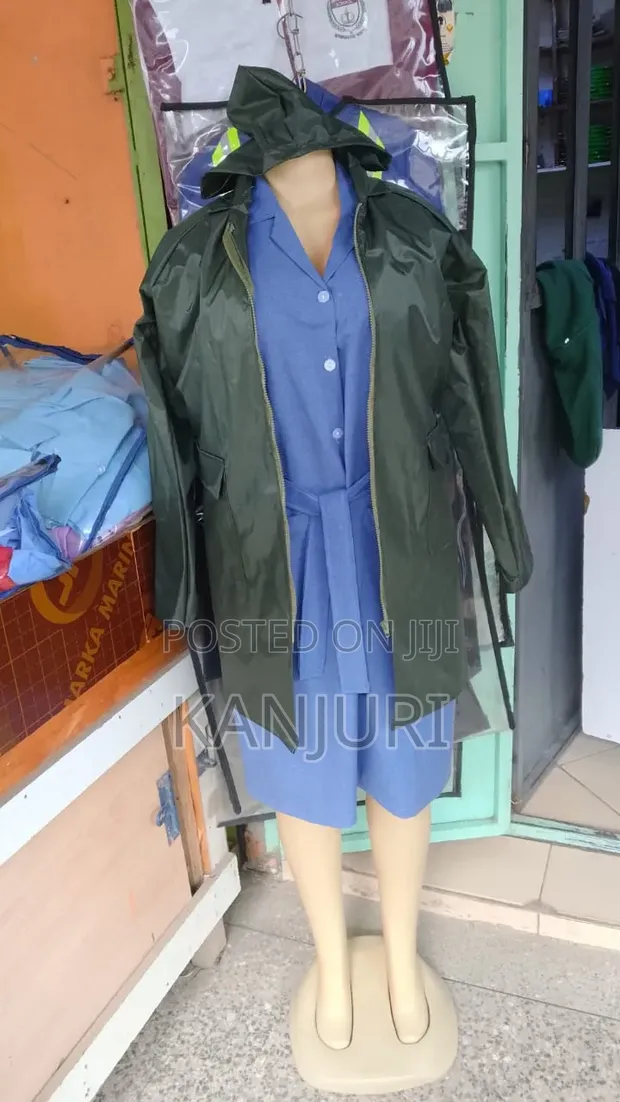 Zipped Rain Jackets - Jumla na Rejareja - 1