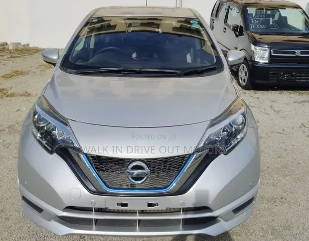 Nissan Note e-POWER 2019 Silver - 1