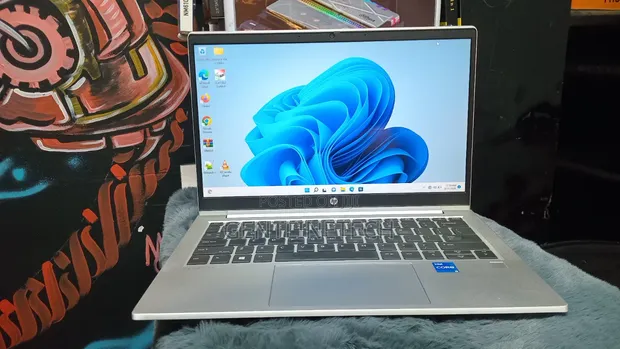Laptop HP ProBook 430 G8 - 16GB RAM, 512GB SSD, Intel Core i5 - 1