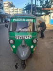 Piaggio Scooter 2020 Kijani - 3