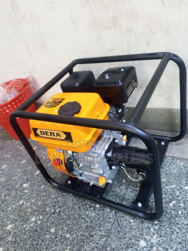 Brand New Dera Gasoline Concrete Vibrator - 1
