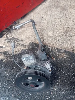 Suzuki K6A Water Pump - I tumika
