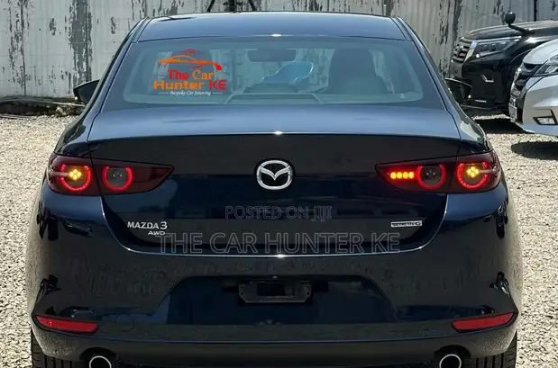 Mazda 3 Sedan 2021 - 1