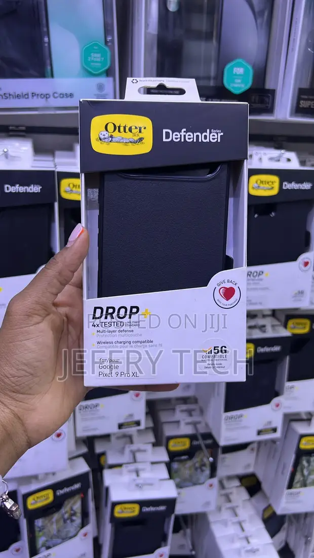 Black OtterBox Defender Series Case for iPhone 17 Pro - 1
