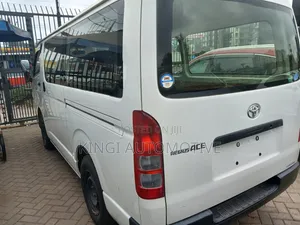 Toyota HiAce 2021 - Basi la Viti 14