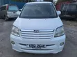 Toyota Voxy 2005 Nyeupe - 2