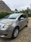 Toyota Vitz 2007 Silver - 2