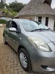 Toyota Vitz 2007 Silver - 3