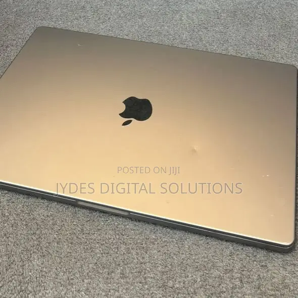 Apple MacBook Pro 2021 M1 32GB RAM 512GB SSD - 1