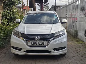 Honda Vezel Hybrid 2017 Nyeupe