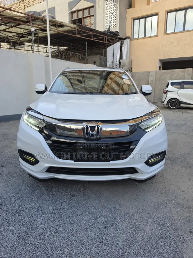 Honda Vezel Z Sensing 2019 Nyeupe - 1