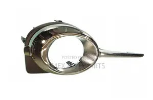 Kifuniko cha Taa za Fog na Chrome kwa Toyota Vanguard (2010-2014)