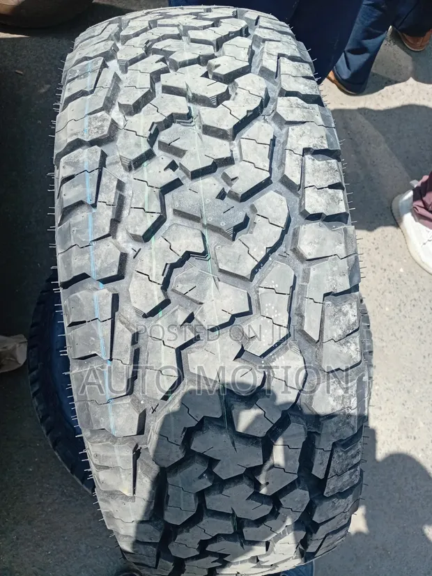Matairi 235/60R18 CF1100 Comforser All-Terrain - 1