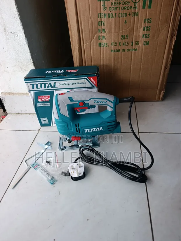 Total Electric Wood Jigsaw 570W - 1