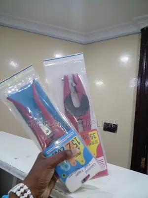Kidhibiti cha Kuweka Vitambulisho vya Masikio