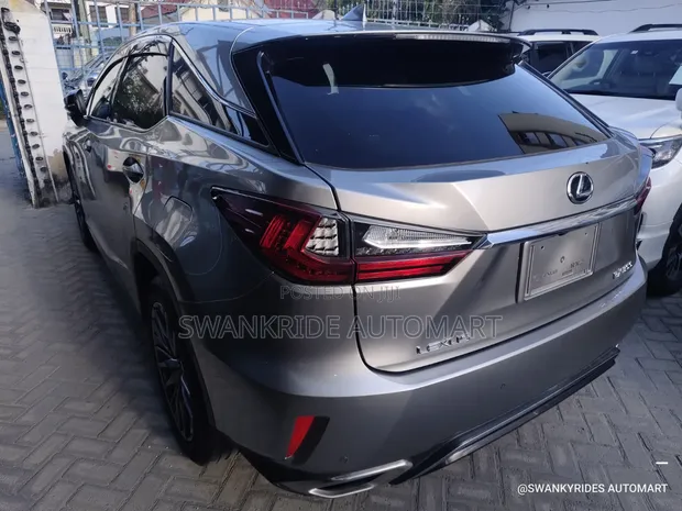 Lexus RX 300 2019 Dhahabu - 1