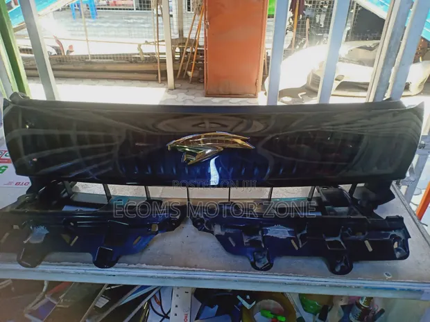 Grille ya Toyota Harrier 2015 - 1