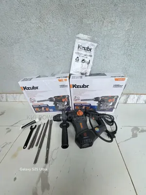 Kzubr 1050W Rotary Hammer KRH28-1050