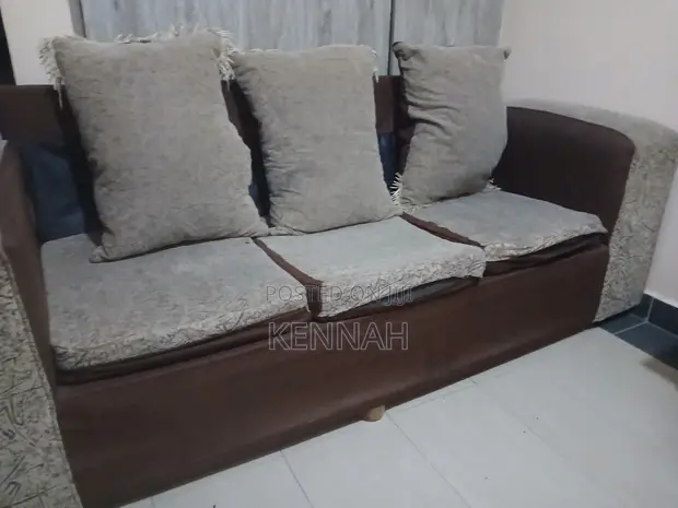 Used 5 Seater Corner Couch - 1