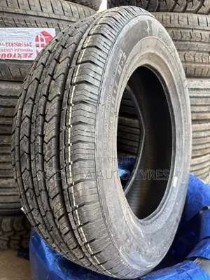 Tairi ya Sunfull 225/65R17 102H