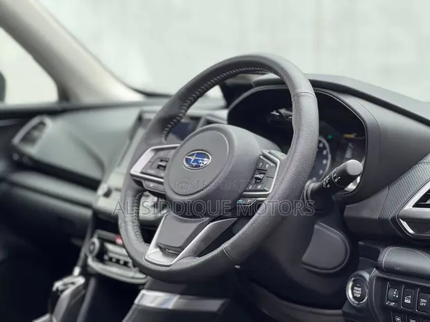 Subaru Forester 2019 Bluu - 1