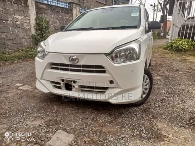 Daihatsu Mira 2019 White - 1