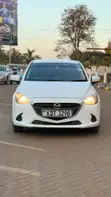 Mazda Demio 2018 Nyeupe - 5