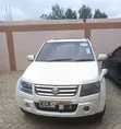 Suzuki Escudo 2010 White - 1