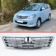 Grille ya Toyota Innova na Moulding (2011-2013) - 3