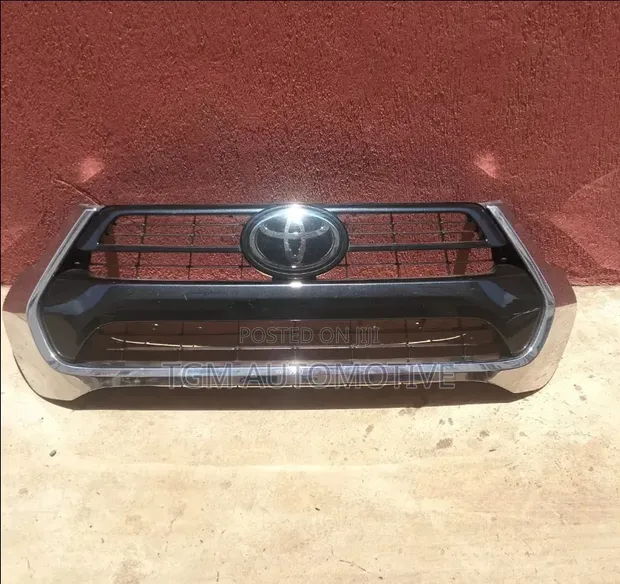 Original Toyota Hilux Revo Rocco Grille - Ex Japan - 1