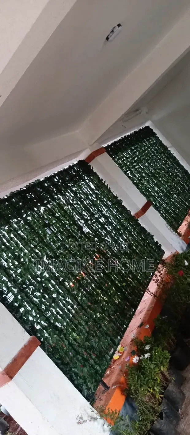 Artificial Green Fence Decor - 1