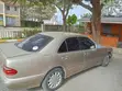 Mercedes-Benz E200 2001 Beige - 3