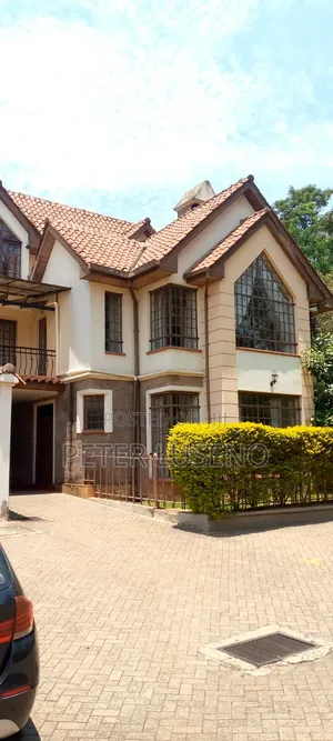 5 Bedroom Maisonette for Sale in Lavington