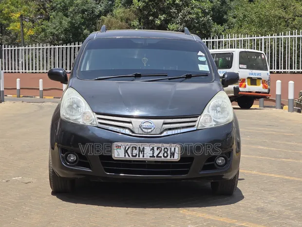 Nissan Note 2010 - 1