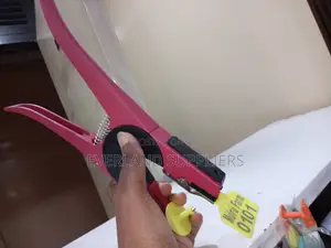 Rapid Tagging Applicator