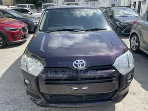 Toyota Probox 1.5 DX 4WD 2019 - Haijasajiliwa