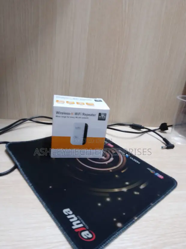 New WiFi Extender 300Mbps WiFi Repeater - 1