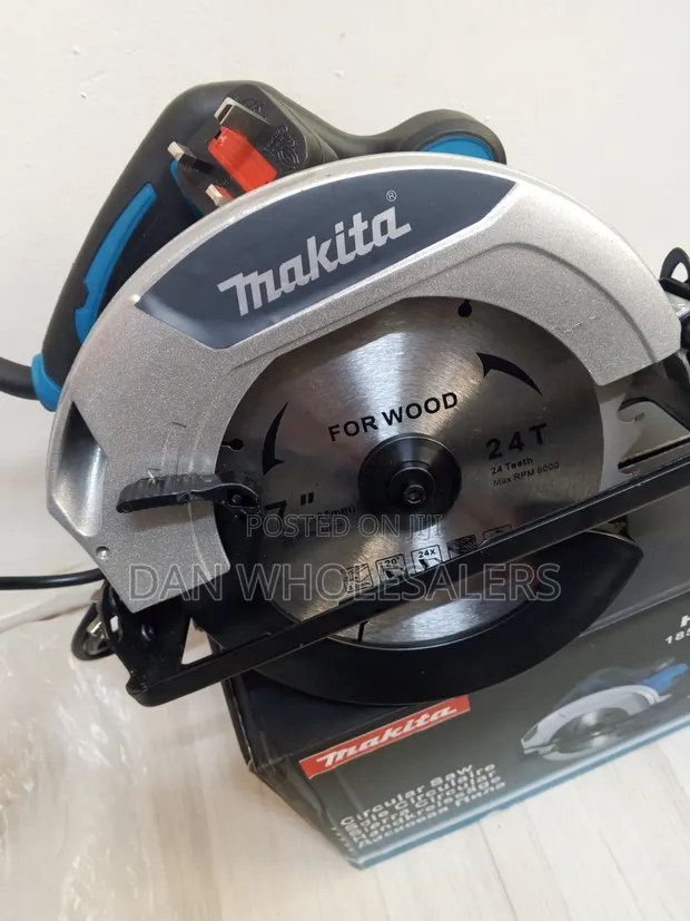 Makita 7-1/4" Industrial Circular Saw 1200W (Refurbished) - 1