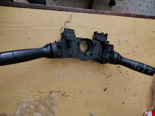 Toyota Land Cruiser 79 Series Combination Switch - 1
