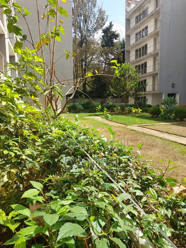 Ghorofa ya Vyumba 4 vya Kulala kwa Ajili ya Kukodisha Valley Arcade - 1