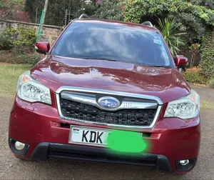 Subaru Forester 2015 Nyekundu
