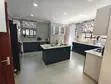 Nyumba ya Kisasa ya Vyumba 4 na DSQ Inauzwa Matasia - 2
