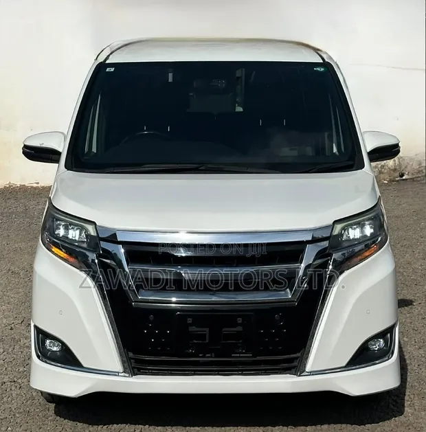 Toyota Noah 2.0 AWD (7 Seater) 2019 Pearl - 1