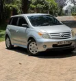 Toyota IST 2007 Nyeupe - 1
