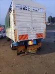 Isuzu ELF Truck 2015 - White - 3