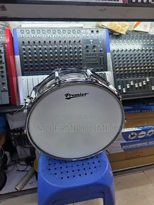 Premier 10-Lug Metallic Snare Drum