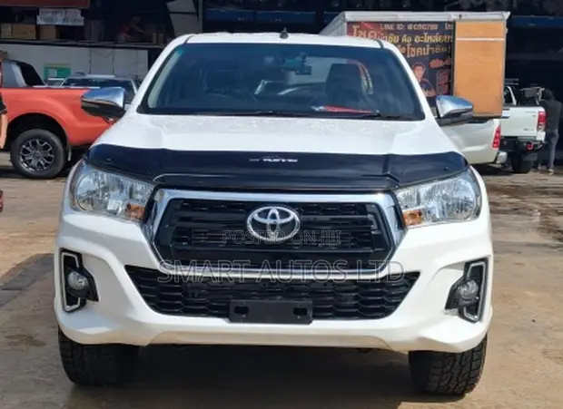 Toyota Hilux Revo Smart Cab Diesel 2.4 AWD 2019 - 1
