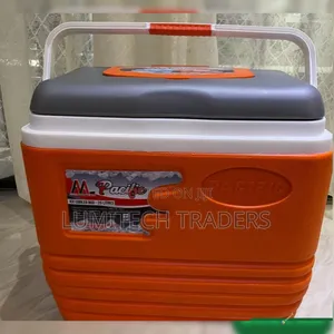 Pacific Cooler Box 25 Ltrs